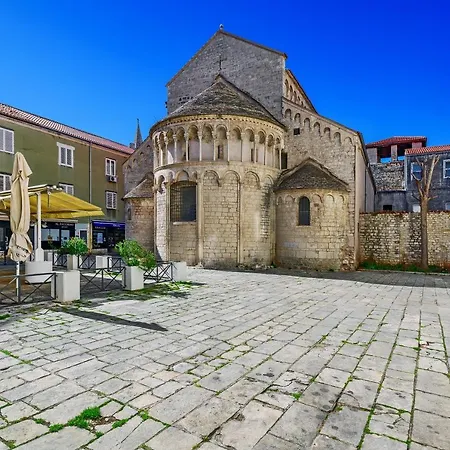 Modern Old Town -
