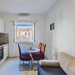 Lejlighed Modern Old Town -