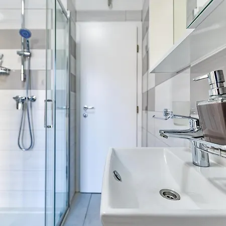 Modern Old Town - Apartament