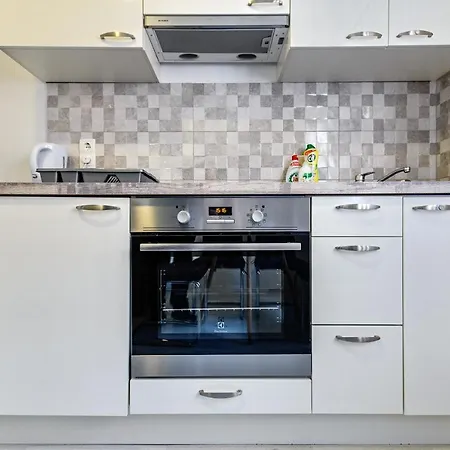 Apartment Modern Old Town - *