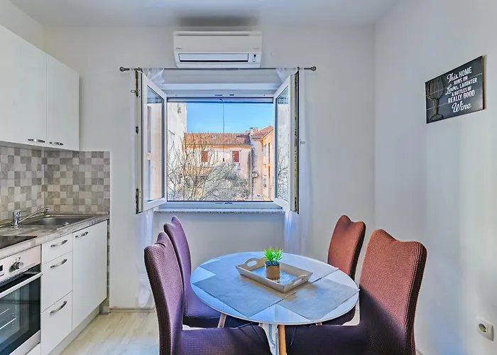 아파트 Modern Old Town - 자다르