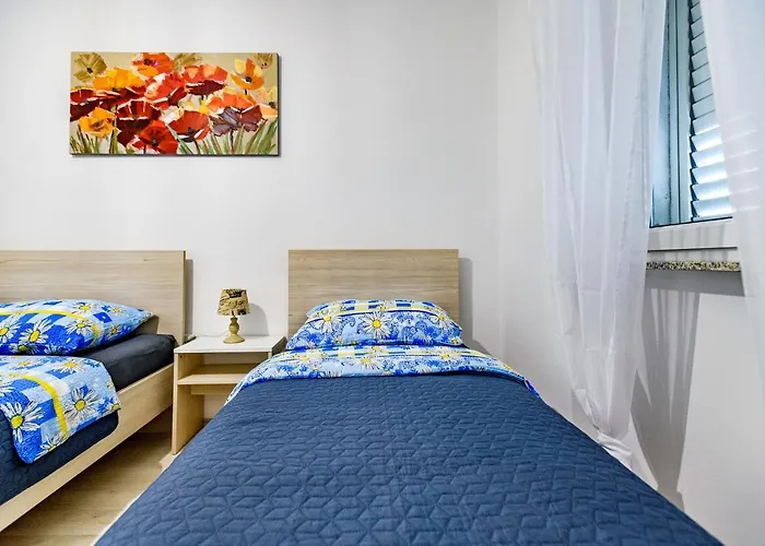 아파트 Modern Old Town -